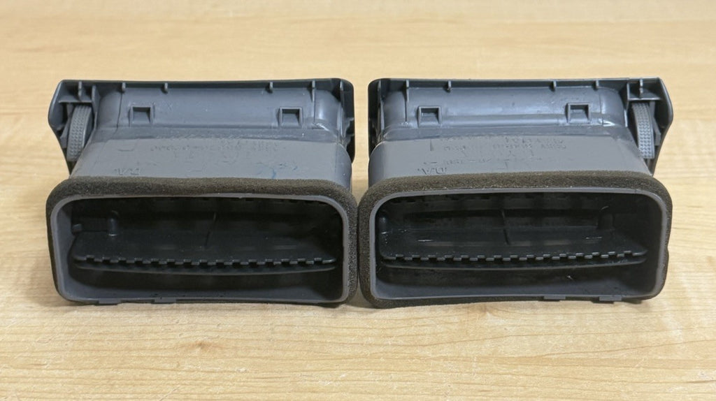 03-08 Toyota Corolla Left Driver,Right Passenger Side AC Air Vent Grey OEM Set