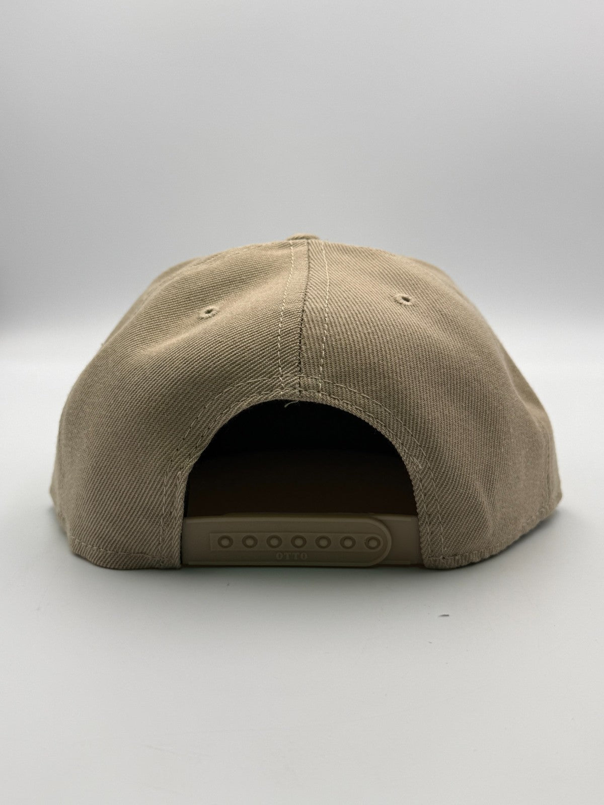 New OTTO CNCO Lo Dejaria Todo Hat Men's Beige Adjustable Sports Snapback Cap
