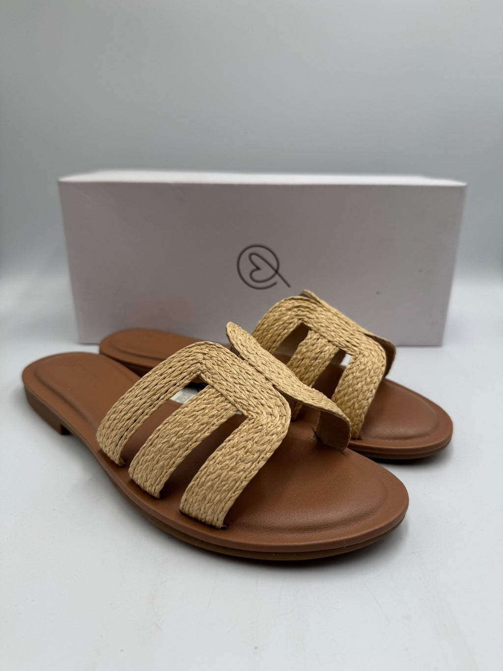 The Drop Monika Raffia Fashion Slip On Flat H-Band Slide Sandals Women's 8 Beige