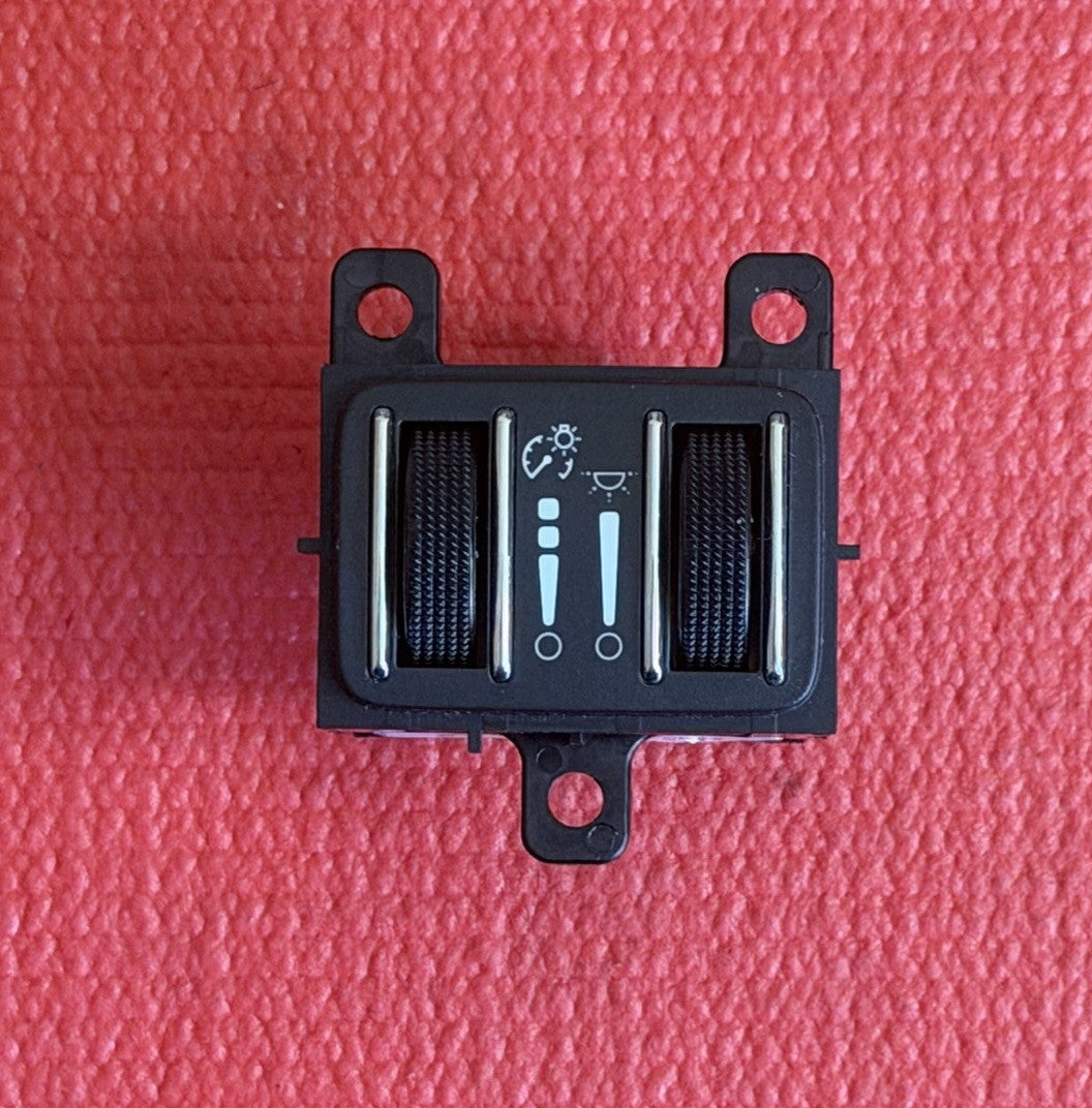 13-20 Grand Caravan, 13-16 Town & Country Instrument Panel dimmer switch OEM