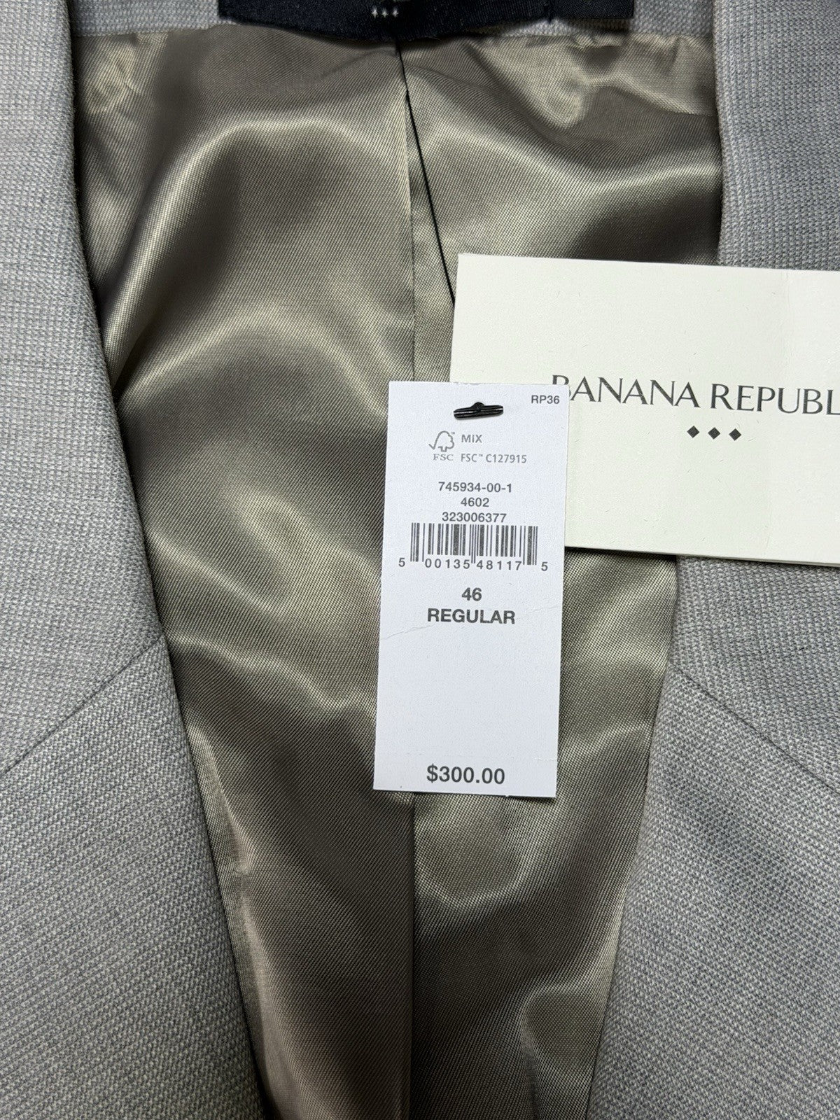 NWT Banana Republic Tailored-Fit Textured Suit Jacket Men's 46 Gray Notch-Lapel