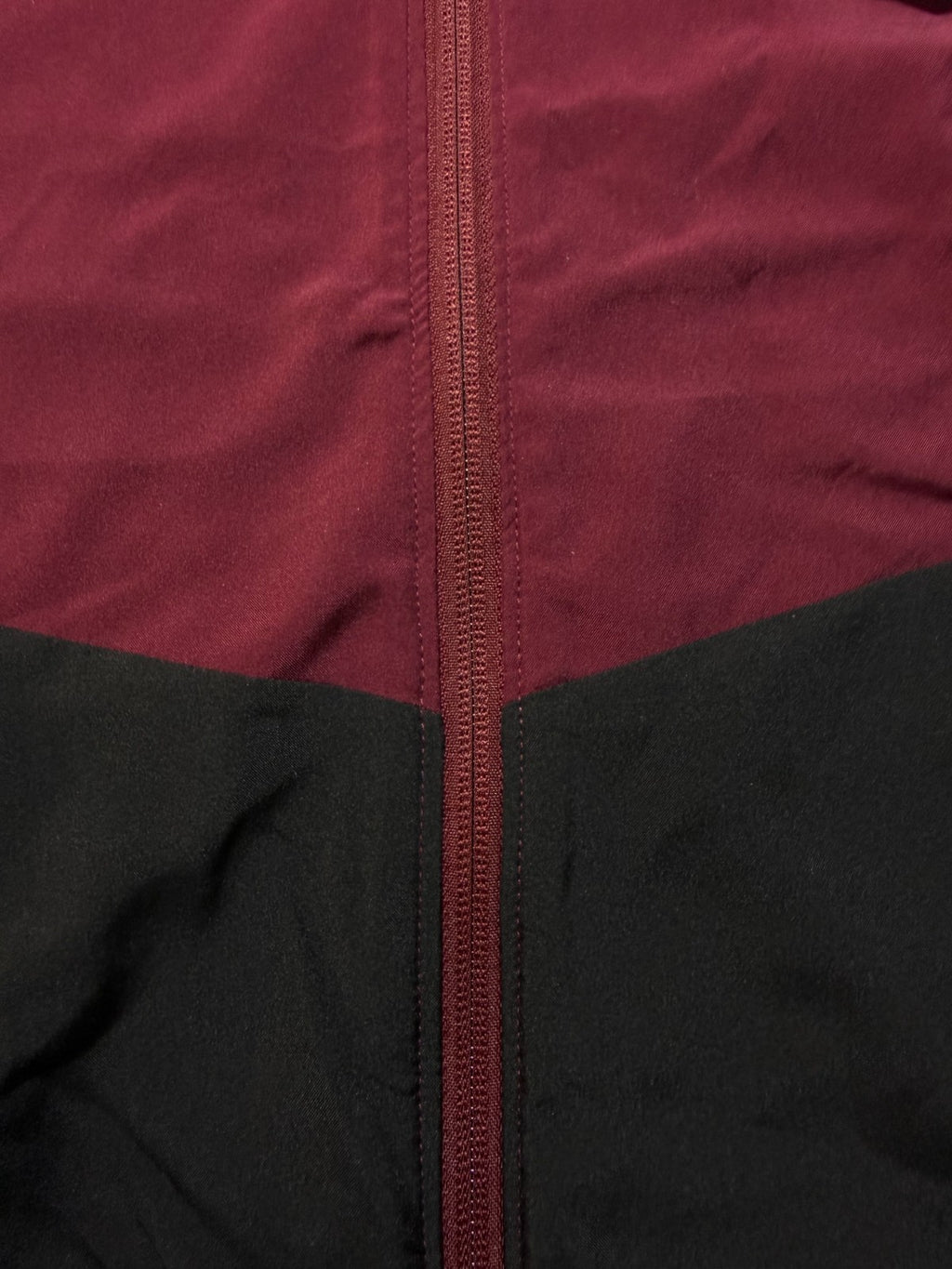 Reebok Full Zip Color Block Adjustable Hood Woven Jacket Men Large Maroon/Black