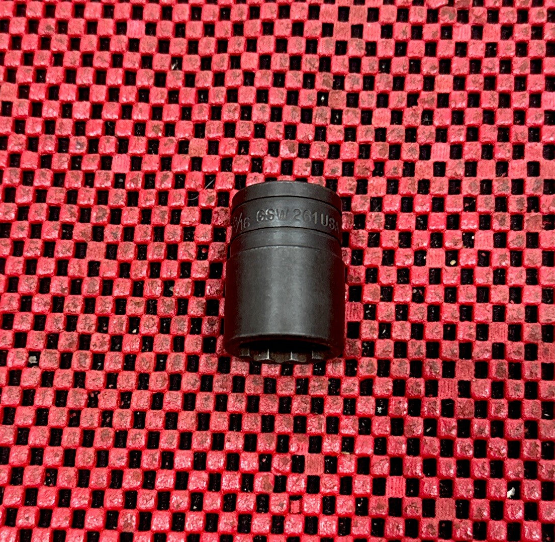 Snap-On Tools GSW261 1/2" Drive 12 point 13/16" SAE Industrial Socket USA N5
