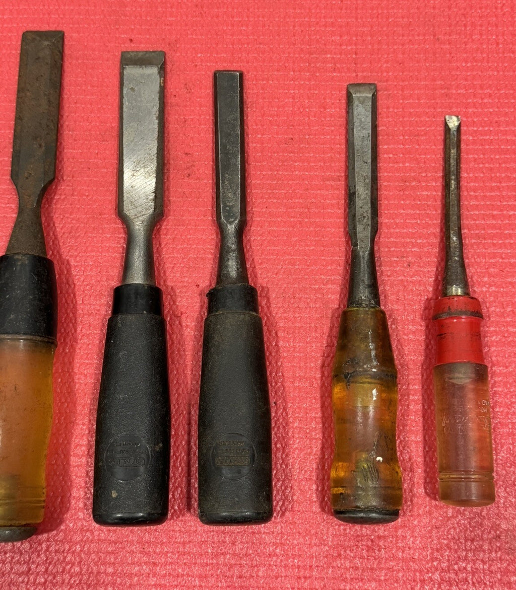 Vintage STANLEY TOOLS 6 PC Set Woodworking Chisel Set