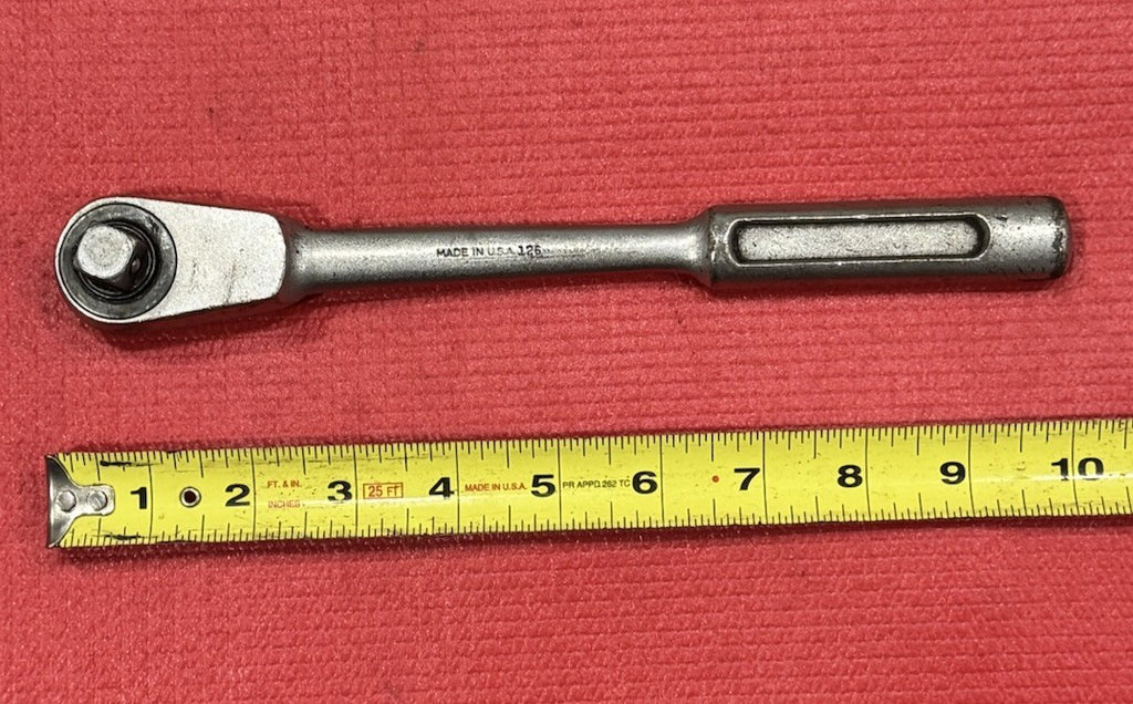 Vintage Mustang 1/2" Drive Wrench Ratchet MS 41   Oil Port Made in USA  Rare