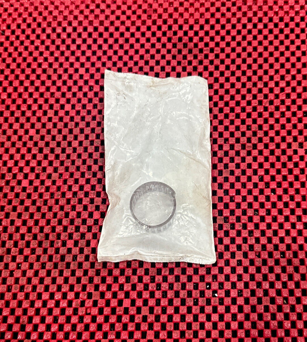 (1) GENUINE OEM HARLEY-DAVIDSON 8026K NEEDLE BEARING M5