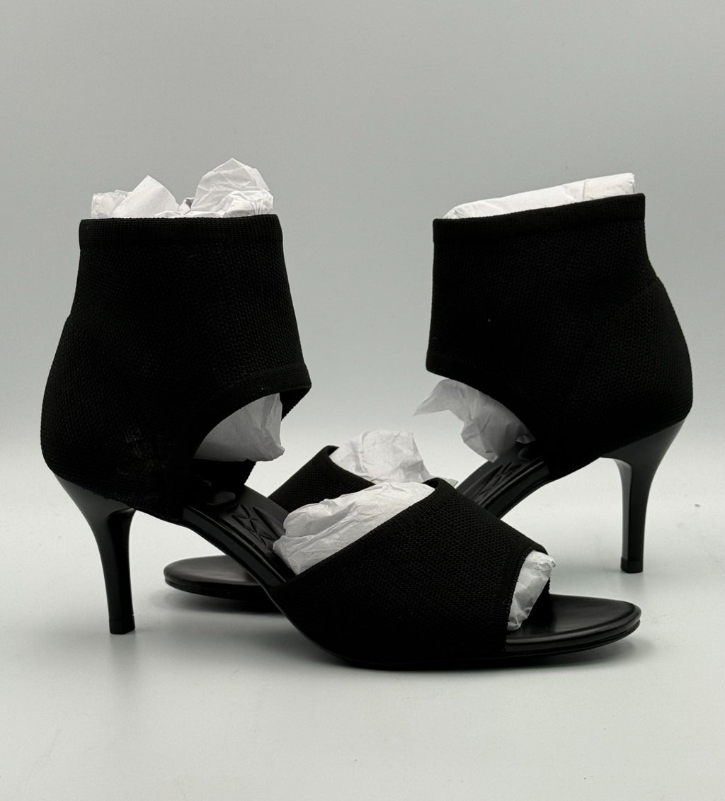 New NewBella Mousse Fit Stiletto Heeled Sandals Women's 7 Black Mesh Peep Toe