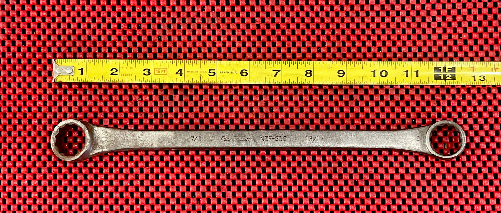 New Britain NDF-210 Double Box End Wrench 13/16" x 7/8" 12 pt.  Made In USA M9