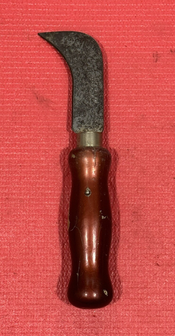 Vintage Red Devil No. 4607 Carpet Linoleum Knife Tool Red Handle Made in USA