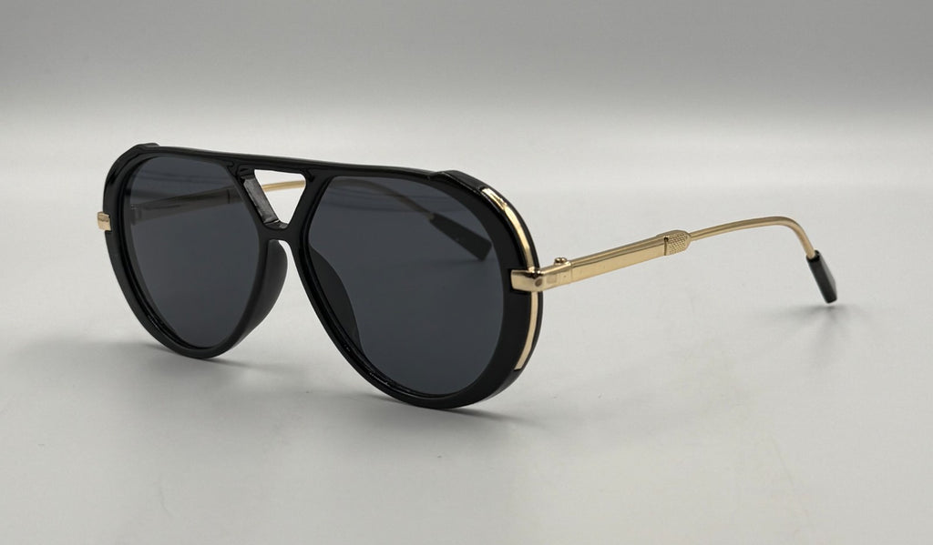 Mincl Double Bridge Oversized Retro Fashion Pilot Sunglasses Unisex with Case