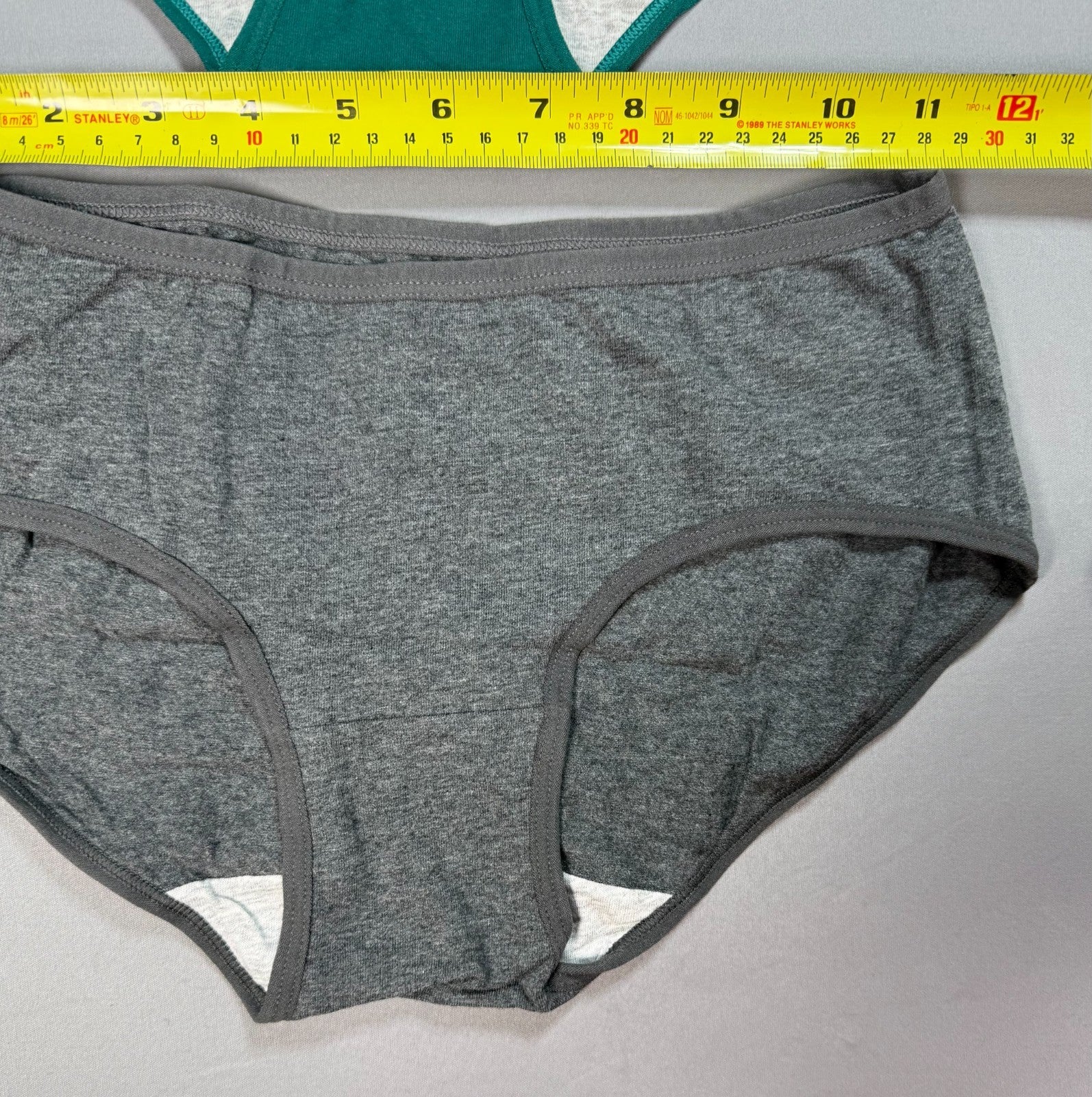 Pack of 6 Women's Seamless No-Show Stretch Brief Panties Size XS Multicolor