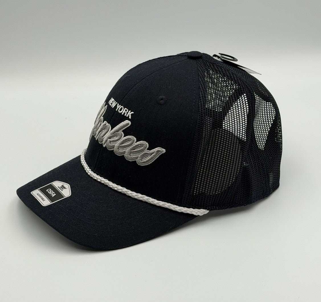 New York Yankees Fan Favorite Osfa Adjustable Hat Cap Navy Silver NEW WITH TAG