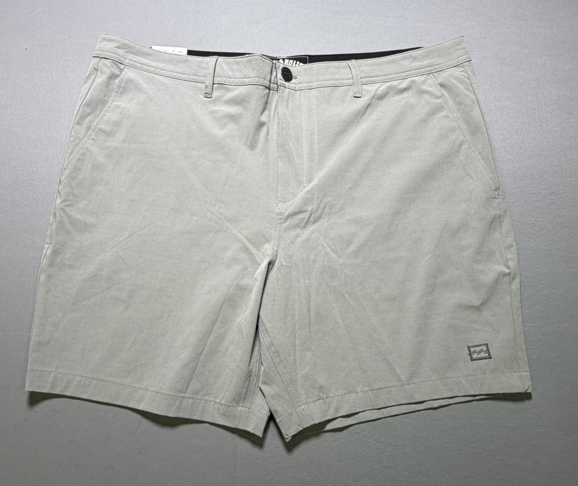 NWT Billabong Hybrid Golf Short Men's 40 Light Grey Stretch Performance 18" In