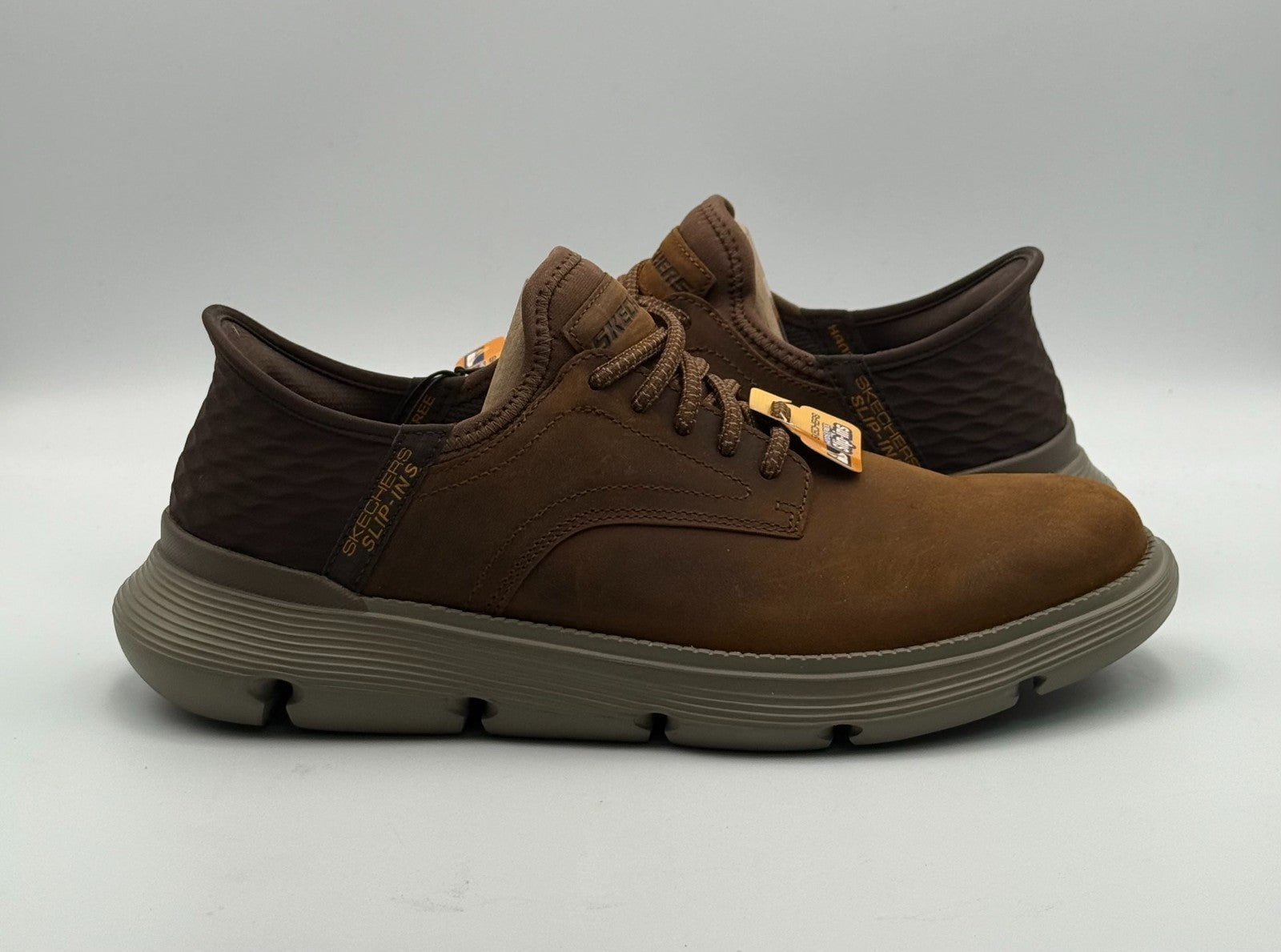New Skechers Garza Gervin Slip in Sneakers Men's 8.5 Dark Brown Low Top Leather