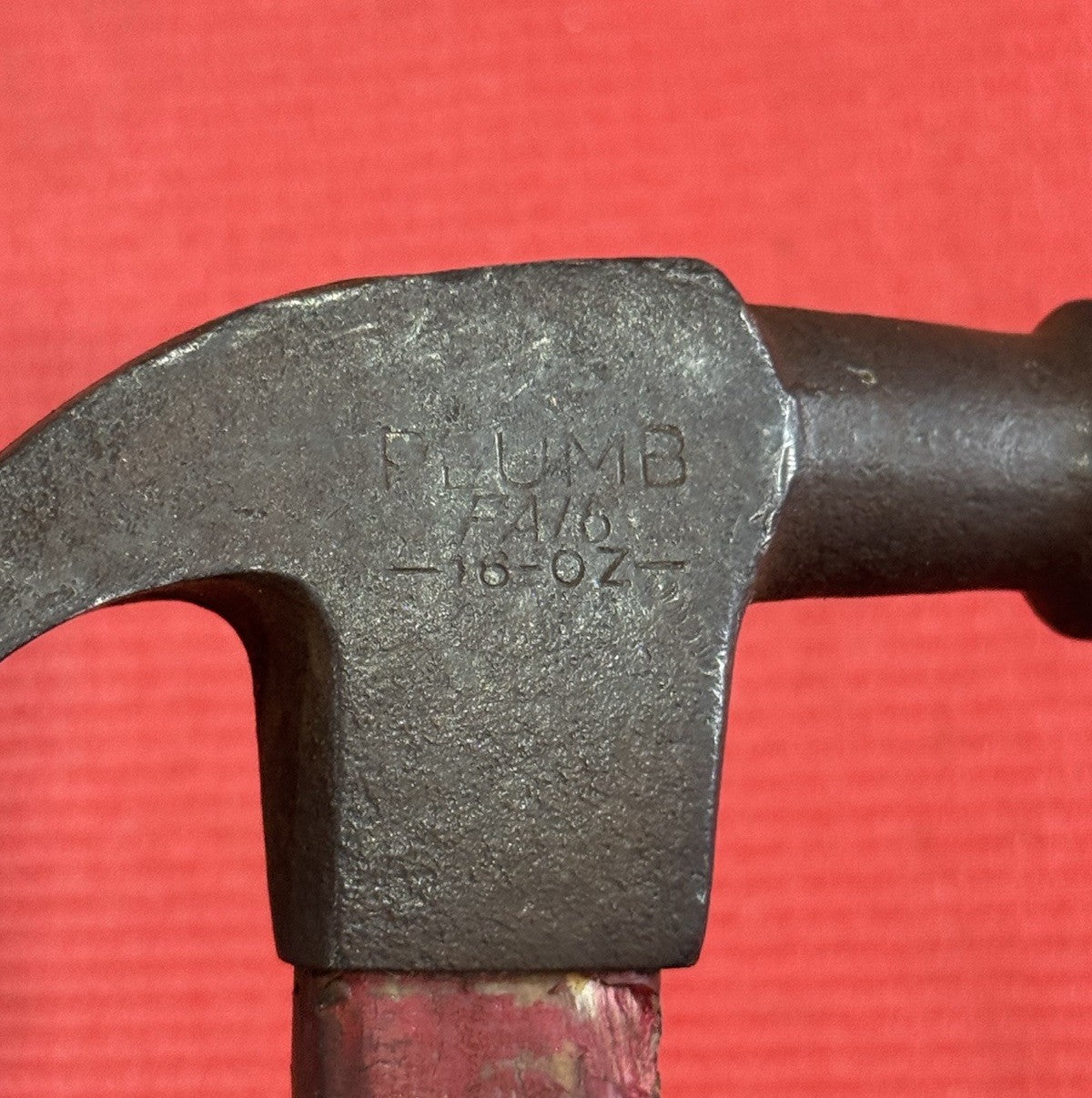 Vintage Plumb No FA16 Permabond Fiberglass Handle 16oz Claw Hammer Made In USA