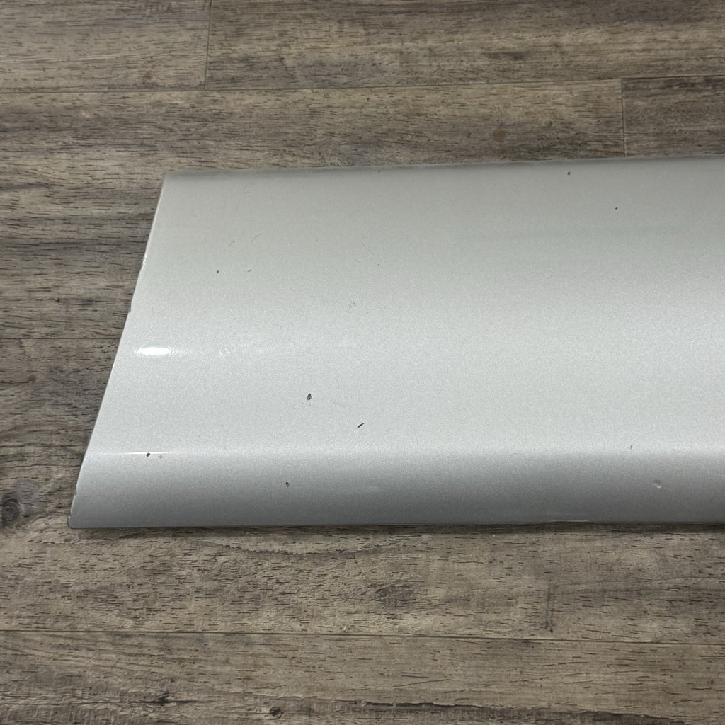 2003-05 TOYOTA 4RUNNER OEM SILVER FRONT RIGHT RH LOWER DOOR MOLDING FLARE TRIM