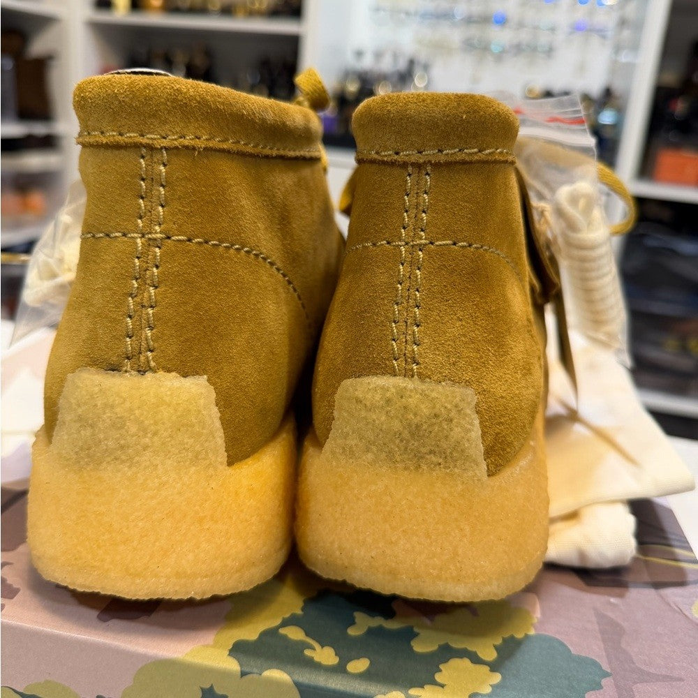 Clarks Mustard Suede Rossendale Shoes
