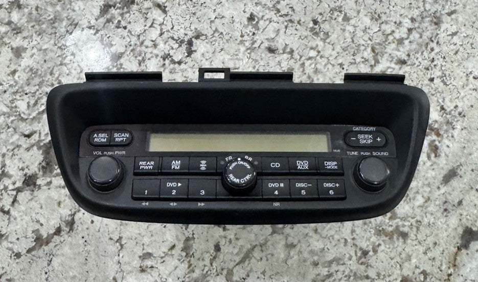2005-2010 HONDA ODYSSEY OEM AM/FM XM RADIO CD DVD RECEIVER 39100-SHJ-A800 TESTED