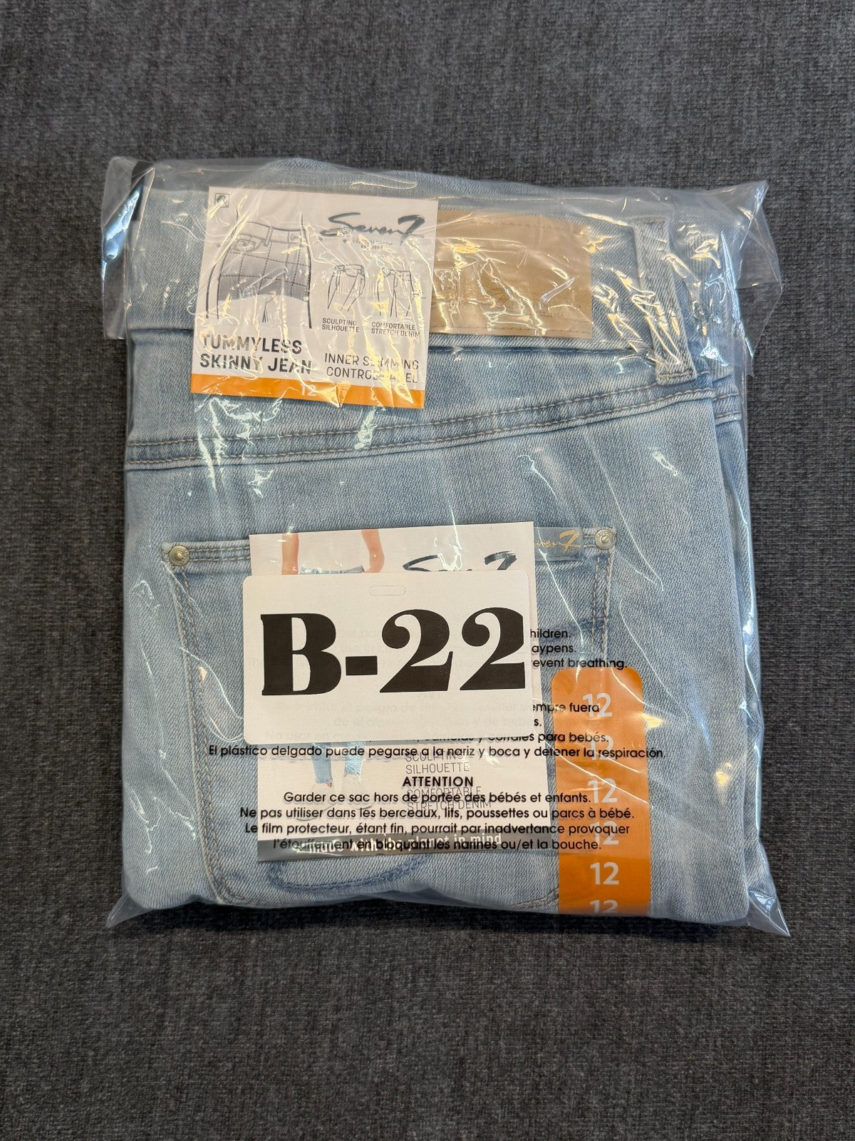 NWT Seven 7 Tummyless High Rise Skinny Jeans Women's 12 Blue Denim Medium Wash
