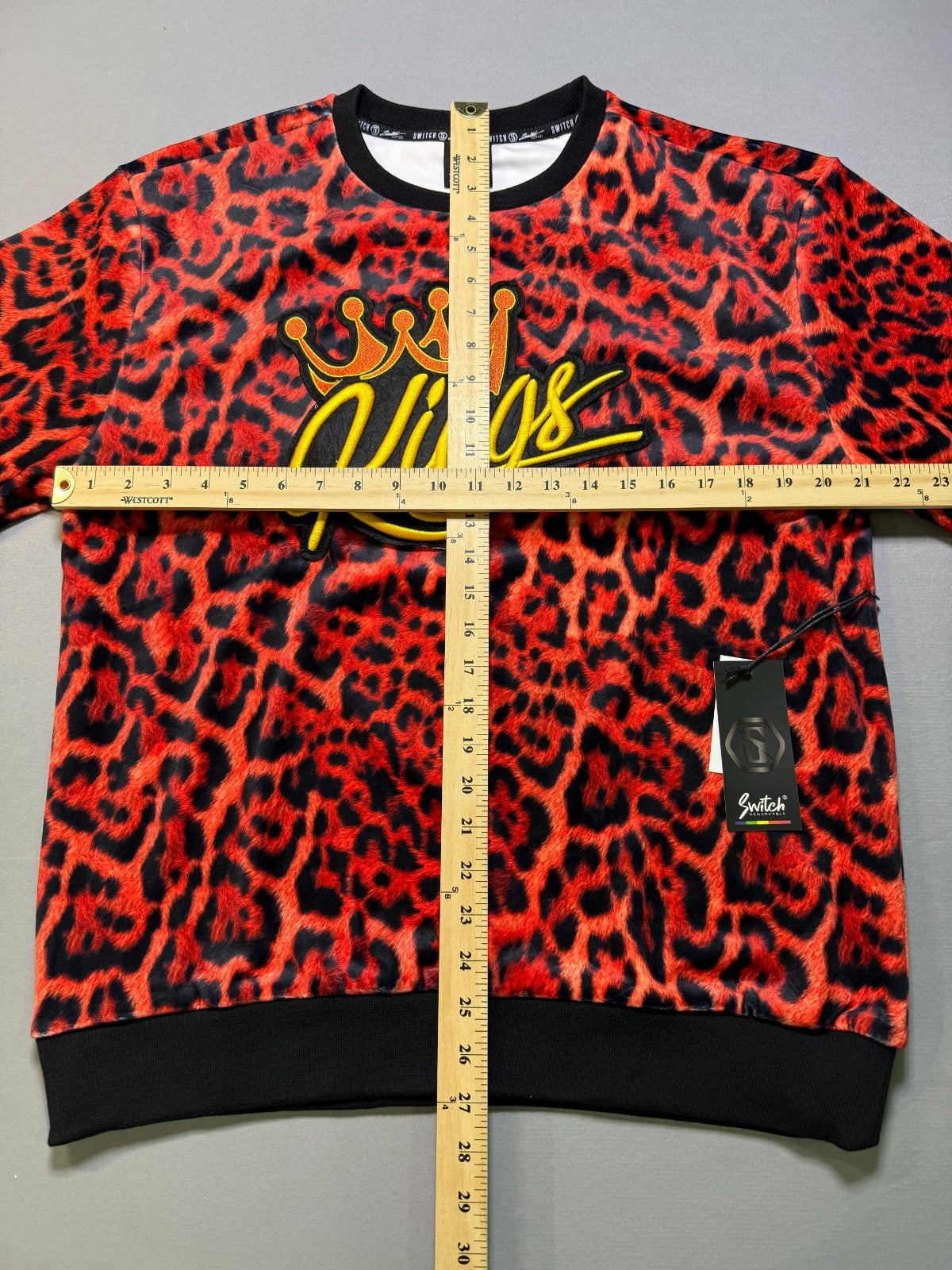 Switch Remarkable Kings Leopard Print Crew Neck Sweatshirt Women's Large Timber