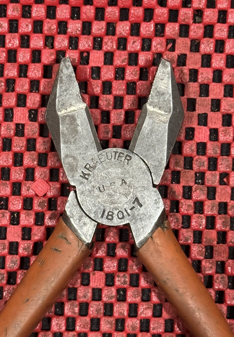Vintage Kraeuter Industrial Tools 1801-7 USA  7" Lineman's Pliers Made In USA N1