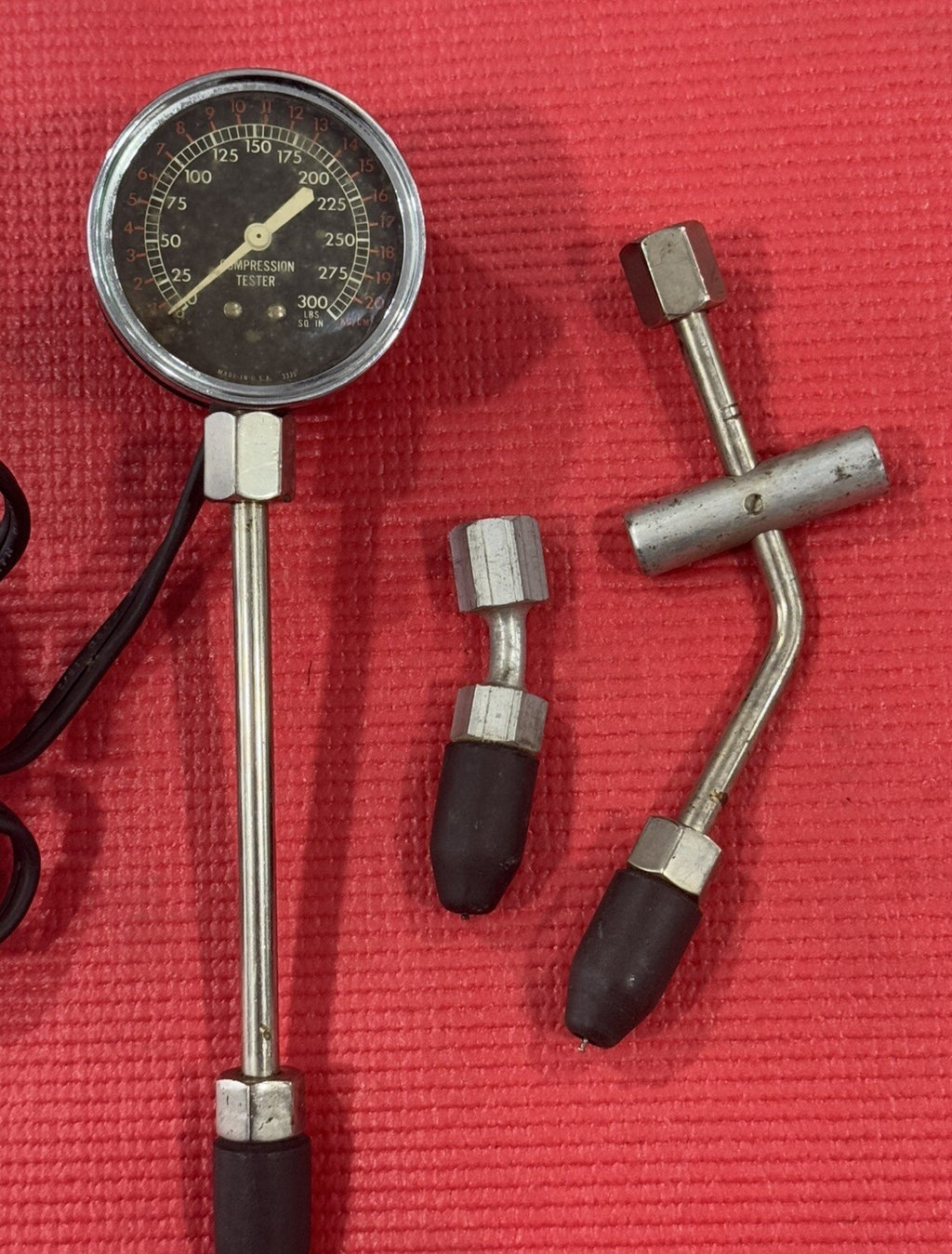 Vintage Electric Model 3335 Universal Compression Tester Gauge 0-300 Psi USA
