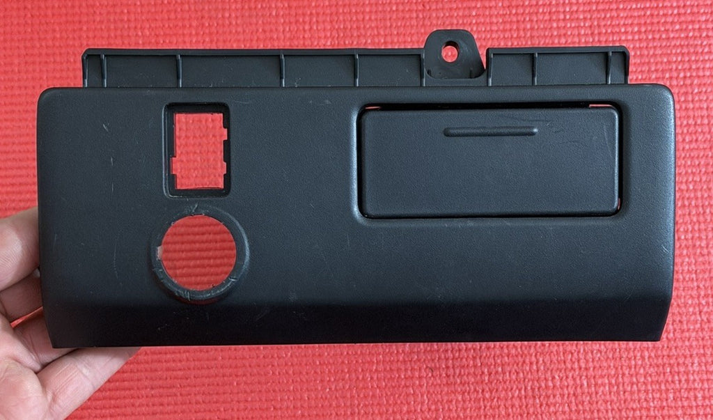 2015-2020 Toyota Sienna OEM Instrument Panel Cup Holder Assy  55620-08050