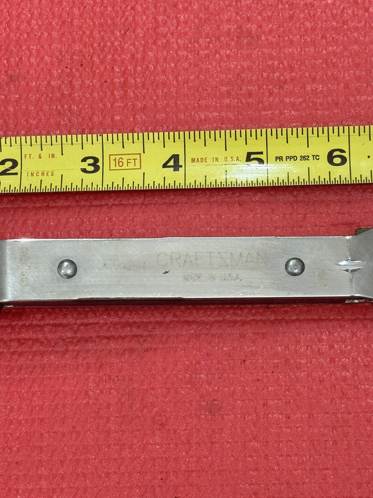 Craftsman 43654, SAE 5/8" X 11/16" Ratcheting Offset Box Wrench 12PT Made in USA