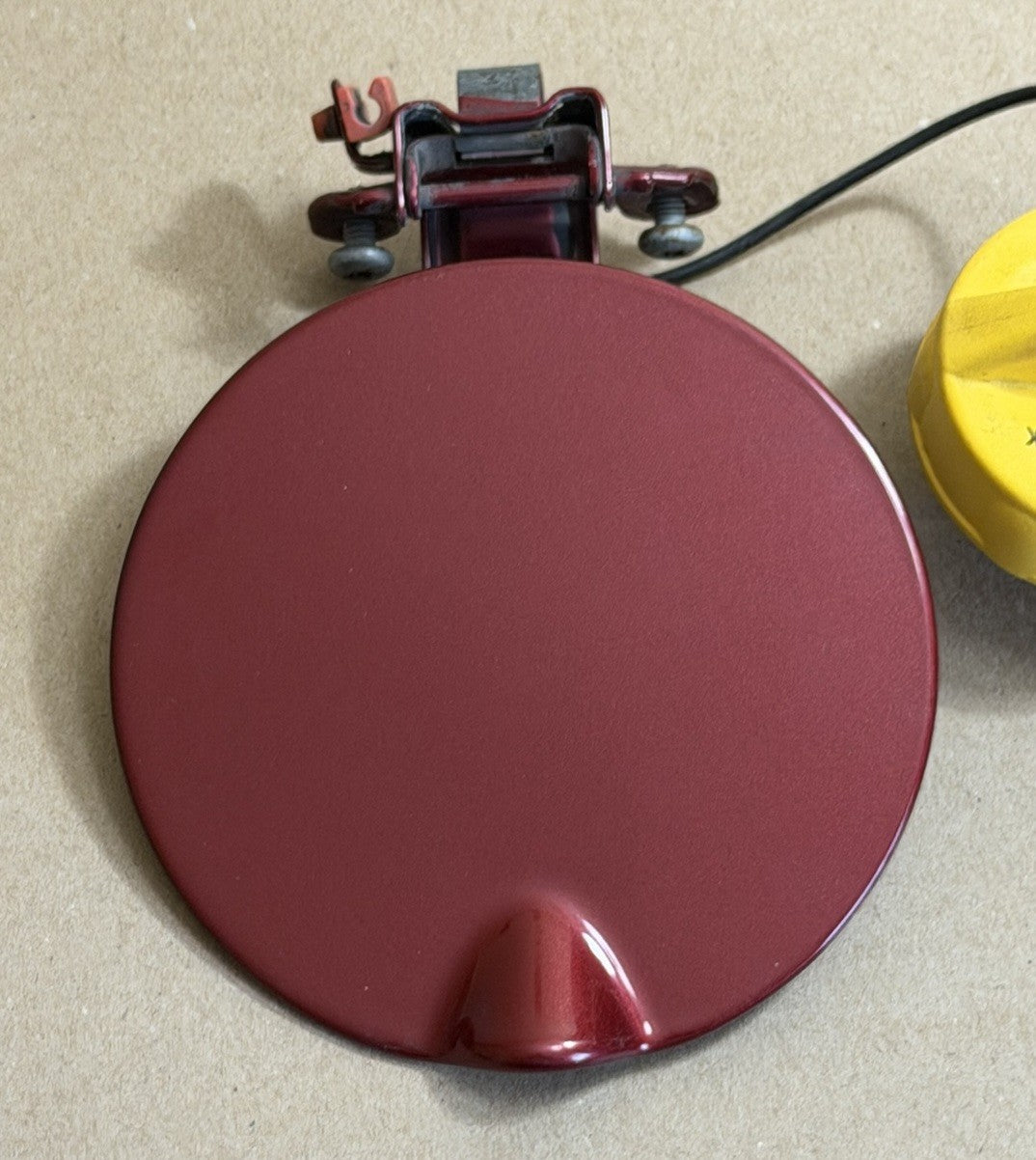 08-16 Town & Country,Grand Caravan Gas Fuel Door Cover Tank Lid & Cap 05116393AB