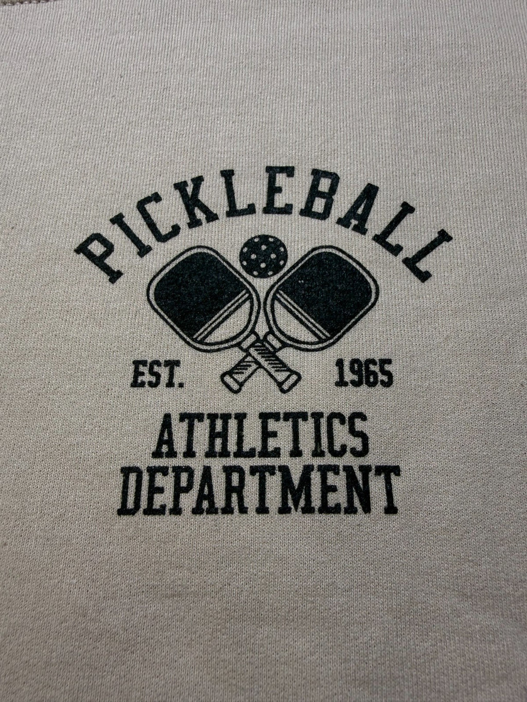 NWOT Strange Daze Los Angeles Pickleball Pullover Sweatshirt Men's Small Beige