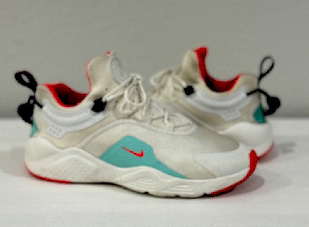 Nike Air Huarache Womens Size 8 White Lace Up Running Gym Sneakers
