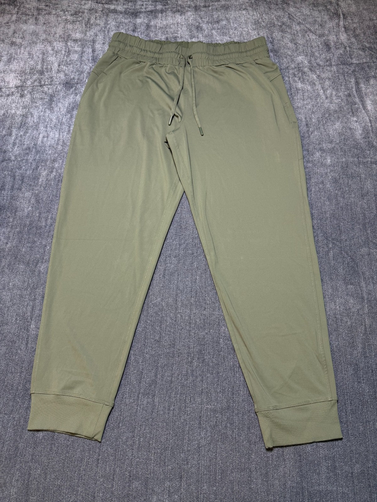 NWT Member's Mark Travel Joggers Women Large Olive Green Relaxed Fit Drawstring