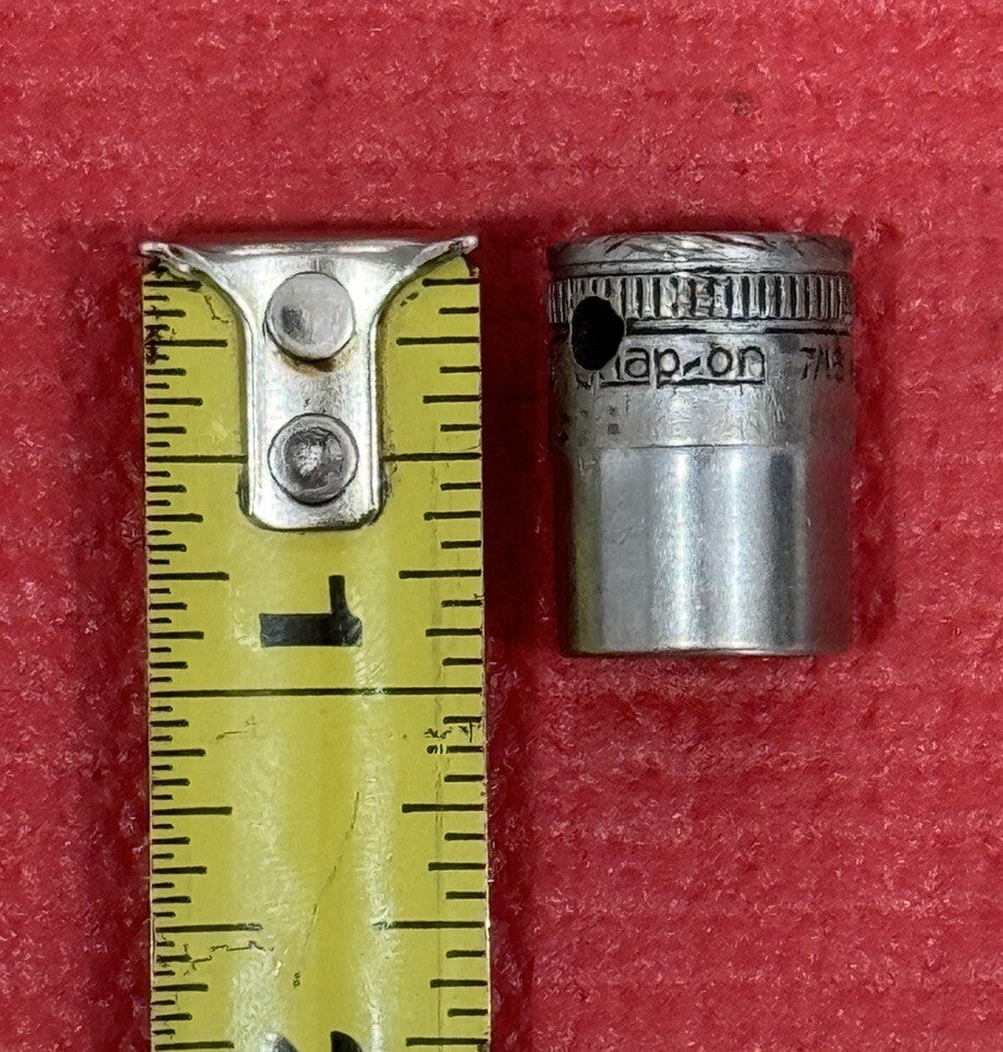 Early SNAP-ON TOOLS F-140, 3/8" DRIVE SAE 7/16" SHALLOW CHROME SOCKET 12PT USA