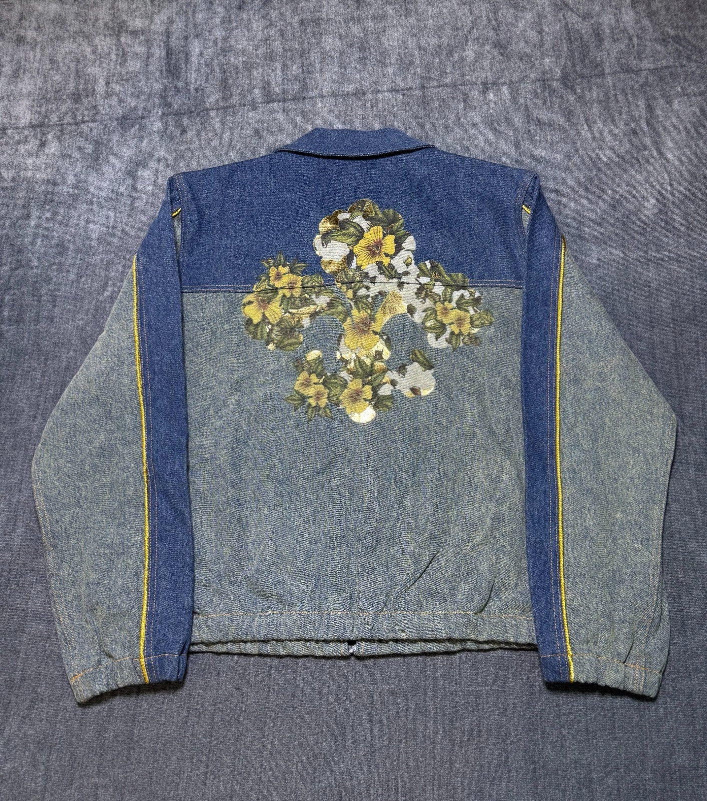 NWT Levi's X Tears Denim Track Jacket Men Medium Blue Full-Zip Collared Pockets