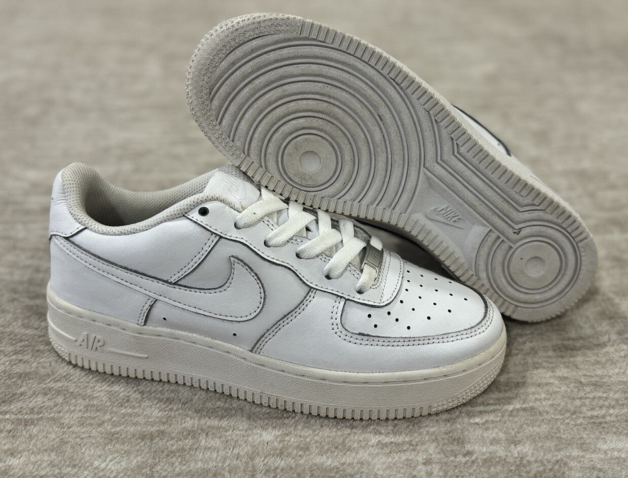NIKE Air Force 1 Low GS Triple White Shoes DH2920-111 Kids Size 5.5Y