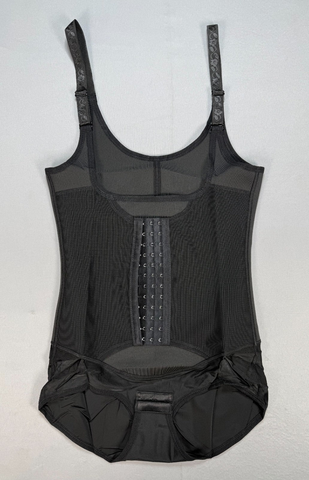 Women's Shaper Bodysuit Size Medium Black Belly Sheath Tummy Control Camisole