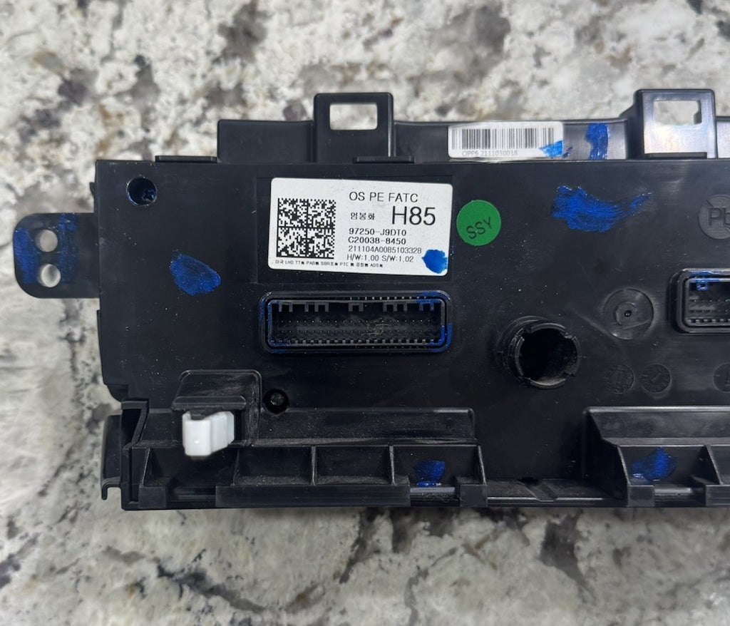 2022 2023 Hyundai Kona AC Heat Temperature Climate Control OEM 97250-J9DT0