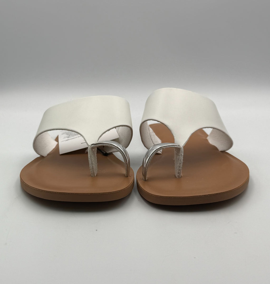 The Drop Camilla Wide Thong Sandal Women's 10 White Leather Slip-On Round Toe