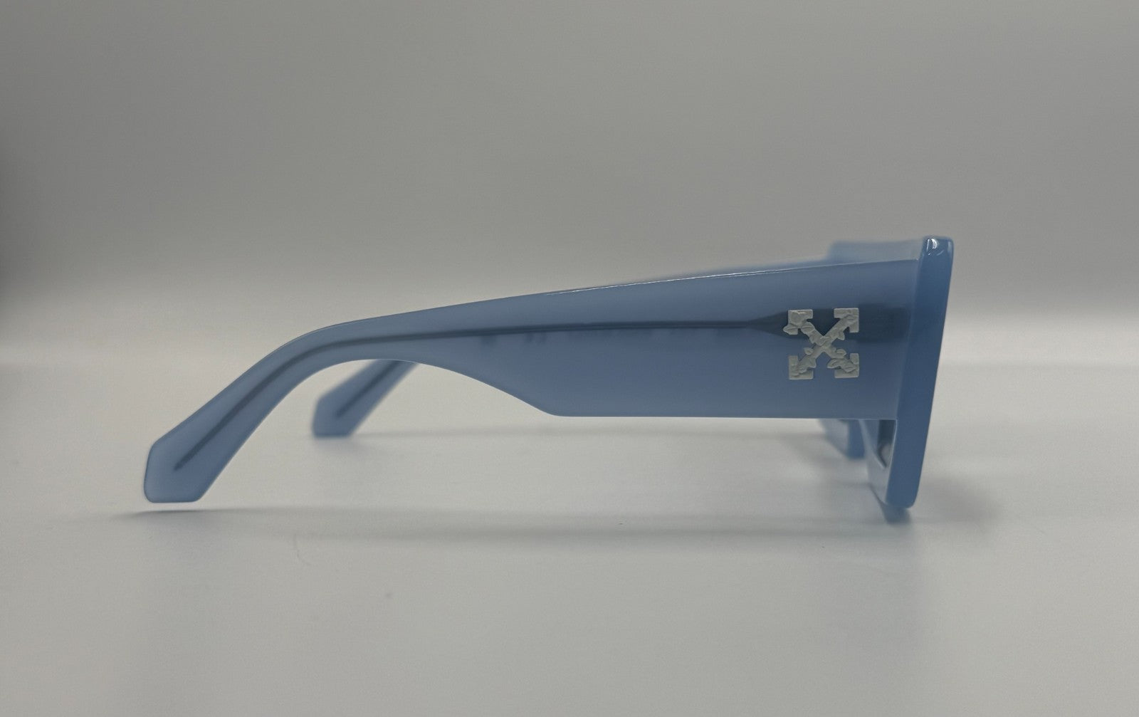 New Off-White Seattle Sunglasses Men's Light Blue Arrow Logo Full Rim Modern