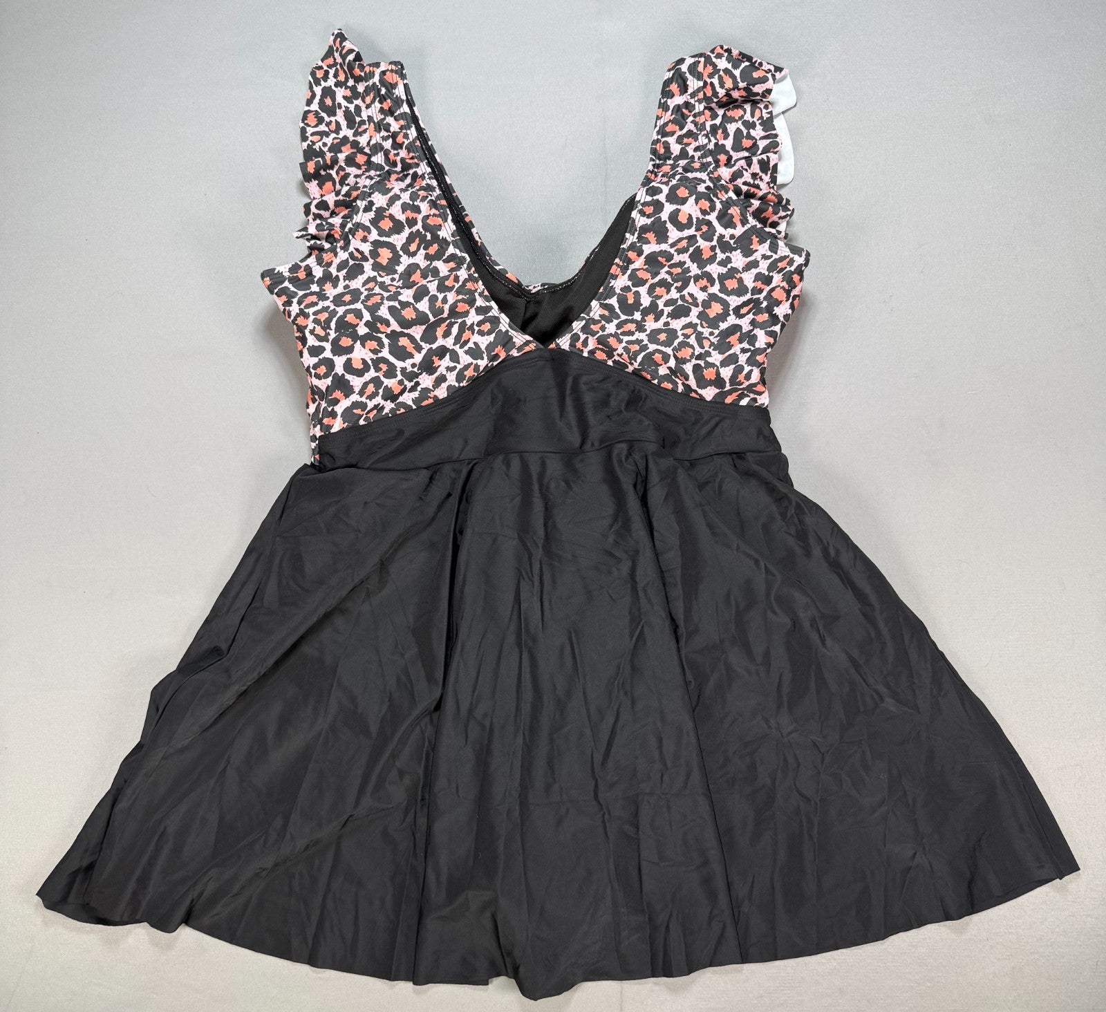 B2prity Cutout One Piece Skirt Swimsuit Women's 2XL Black Leopard V-Neck Cutout