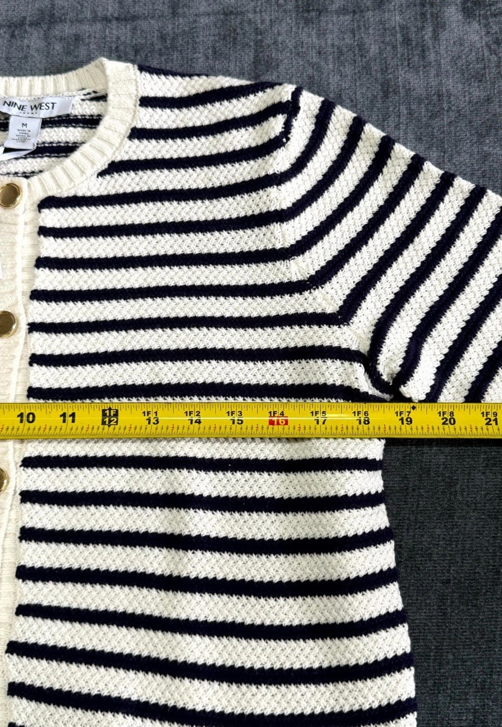 NWT Nine West Cropped Cardigan Sweater Women's Medium White Navy Striped Classic