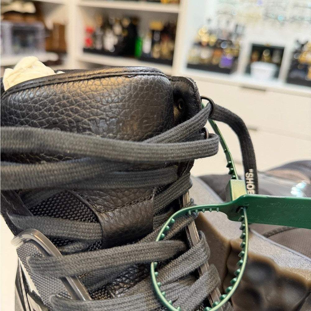 Off-White Black and Gray Hiking Sponge Boots - New