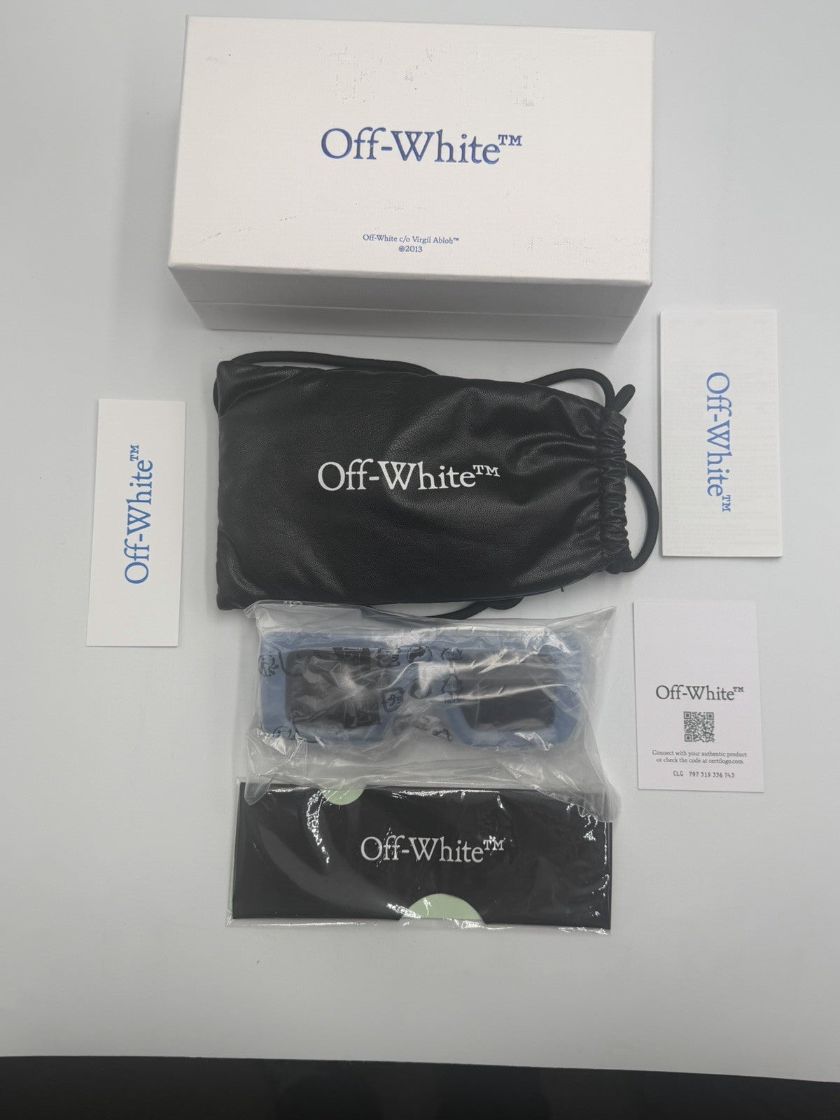 New Off-White Seattle Sunglasses Men's Light Blue Arrow Logo Full Rim Modern