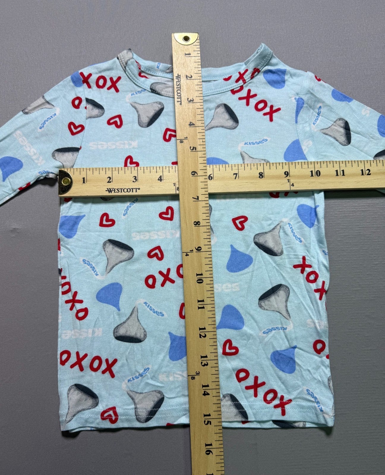 NWOT Hershey's Kisses Character Valentines Adorable 2-Piece Pajamas Kids 4 Blue