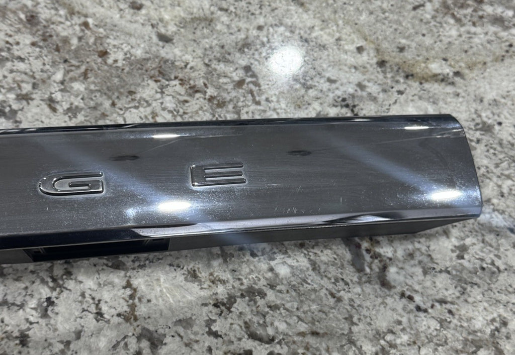2011 2012 2013 DODGE DURANGO OEM CHROME TRUNK MOLDING TRIM GARNISH WITH CAMERA