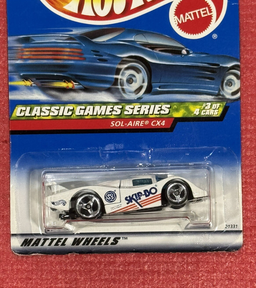 NEW Hot Wheels Sol-Aire CX4 1999 Classic Games Series Collector No. 983