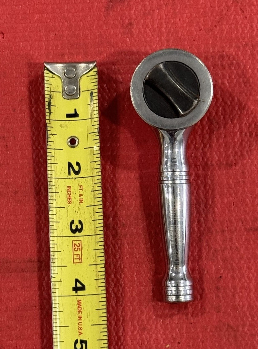 Great Neck 28006 3/8" Drive Stubby Thumbwheel Ratchet Great Condition