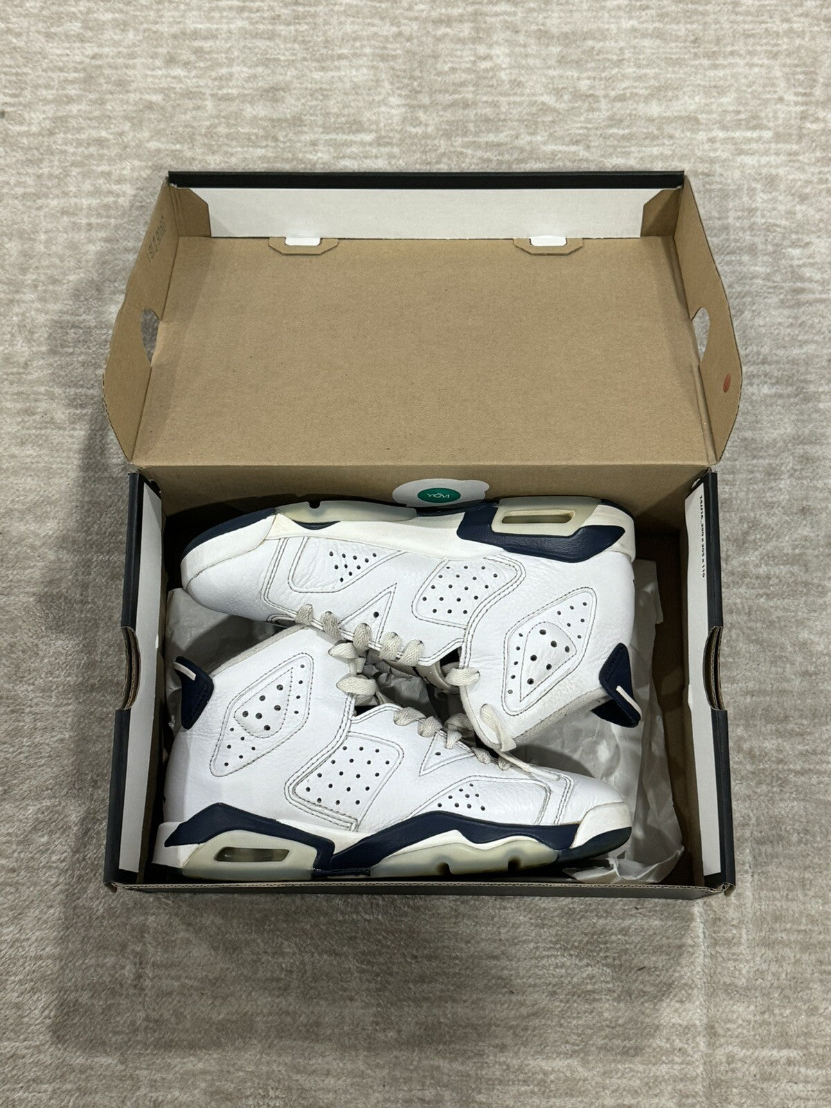 Nike Air Jordan 6 Retro GS Midnight Navy White GradeSchool Size 4Y, 384665-141