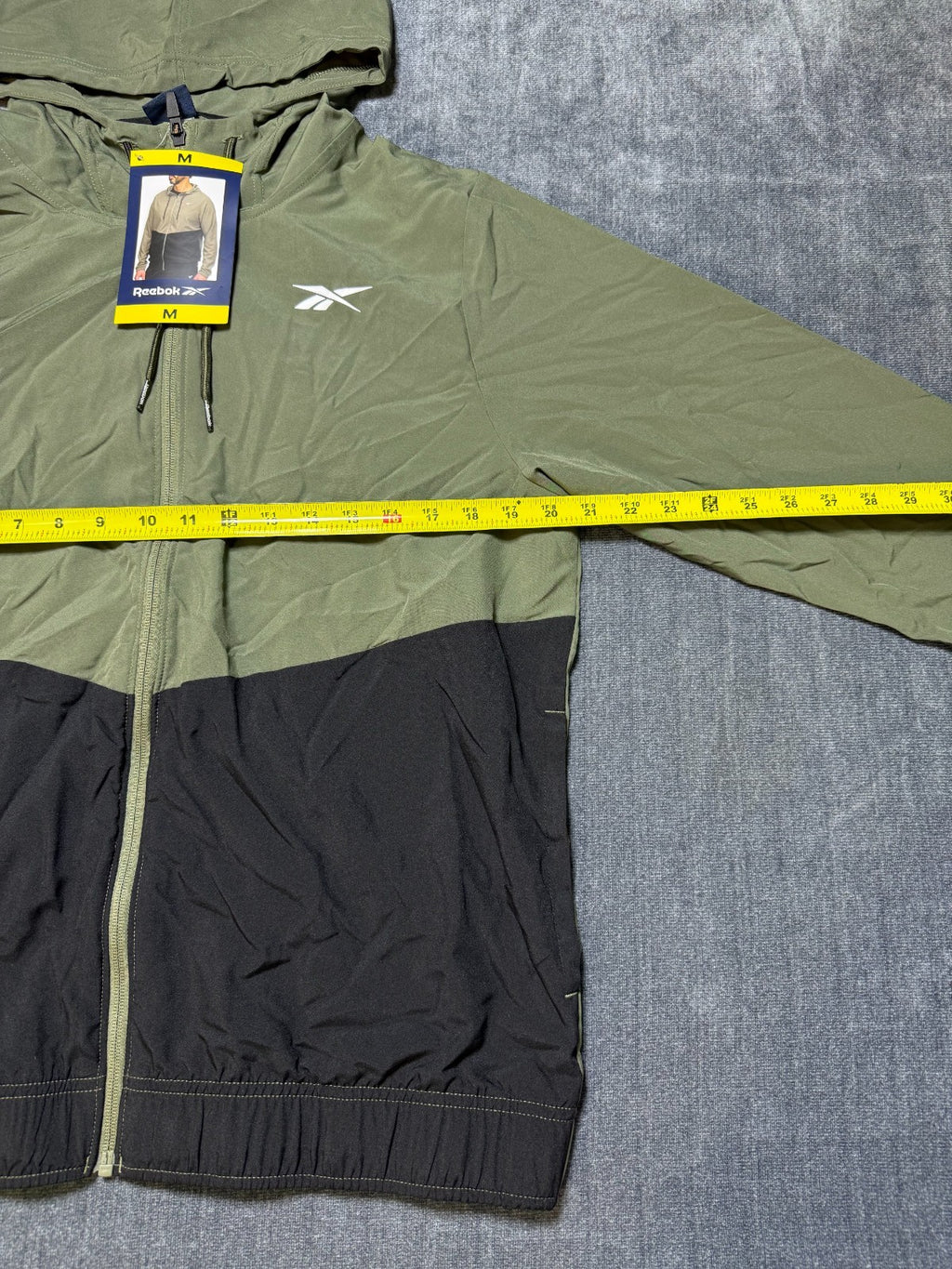 Reebok Full-Zip Color Block Adjustable Hood Training Woven Jacket Men's Medium