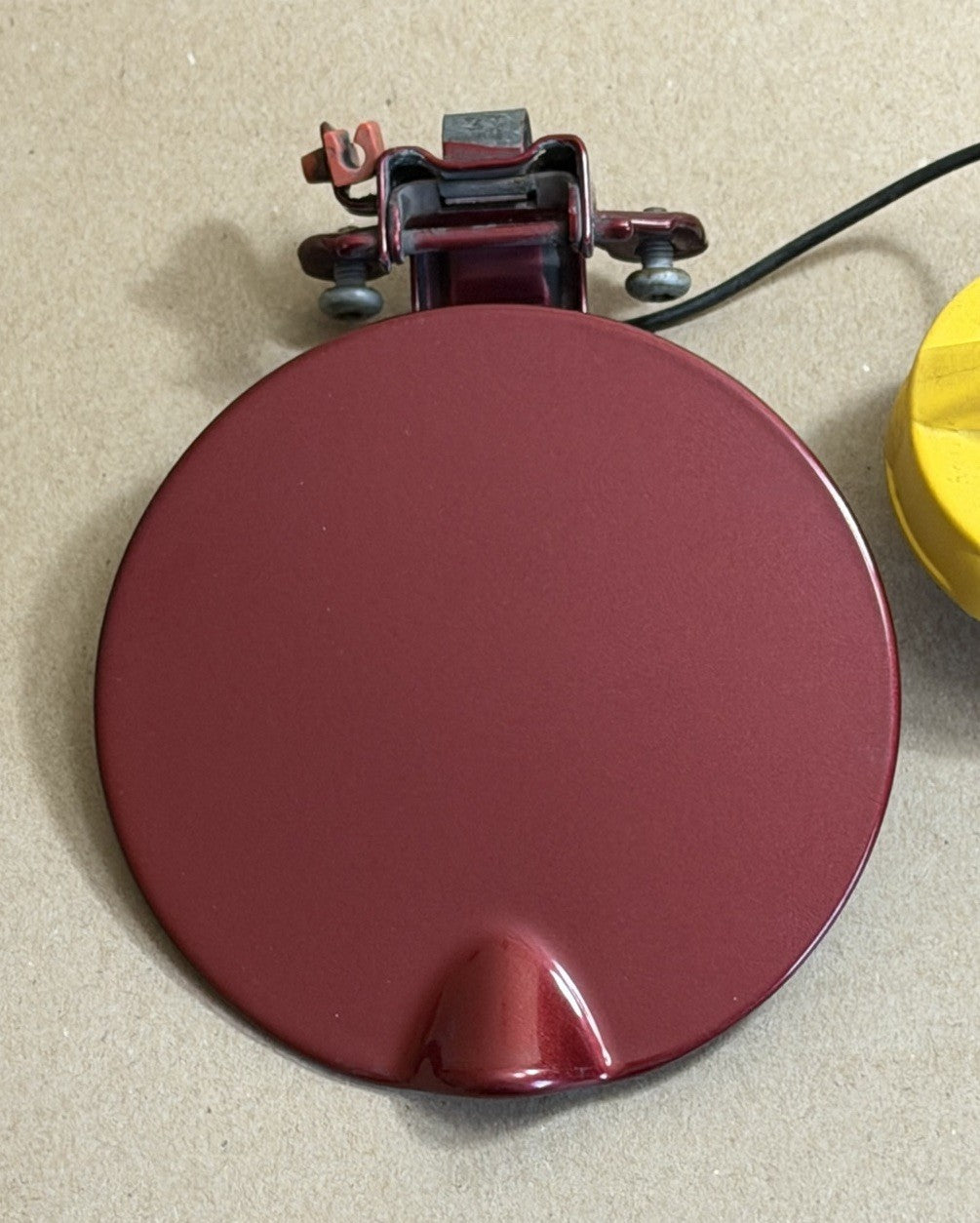 08-16 Town & Country,Grand Caravan Gas Fuel Door Cover Tank Lid & Cap 05116393AB